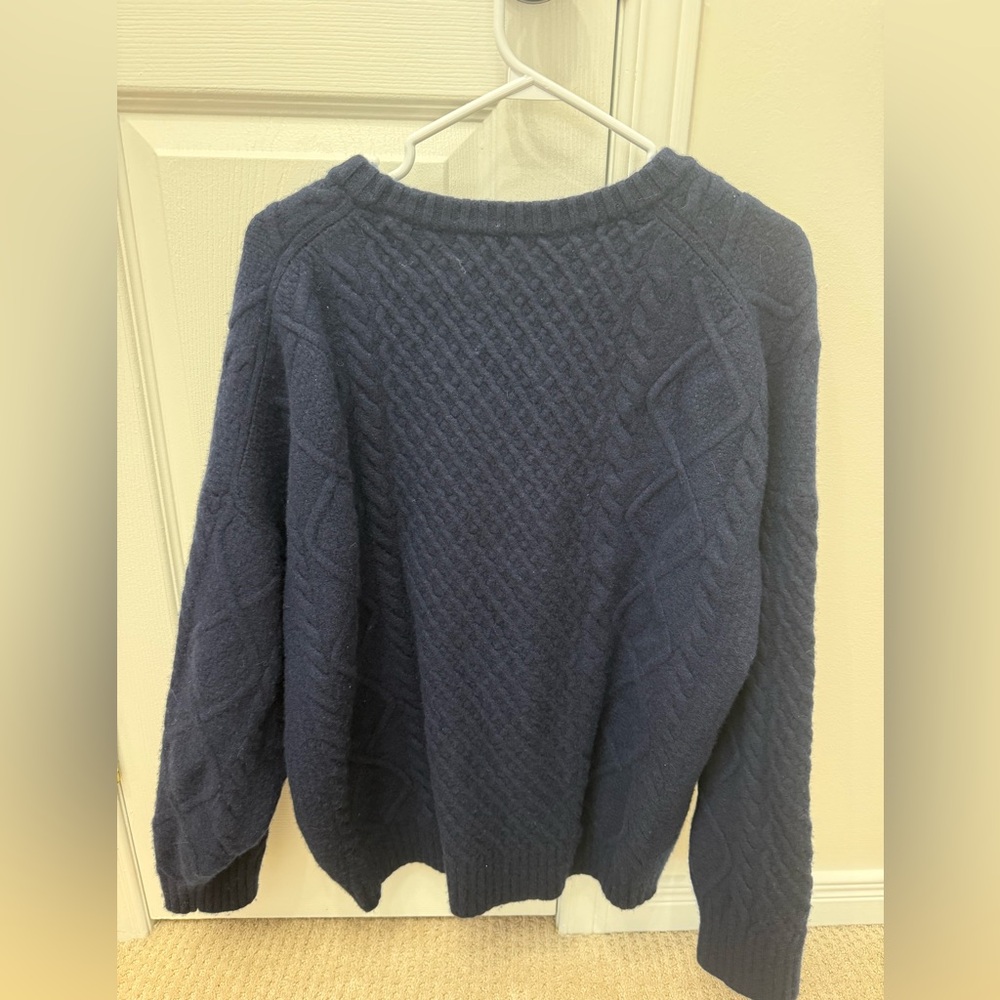 Peggy Sweater Aritzia - Picture 3 of 6